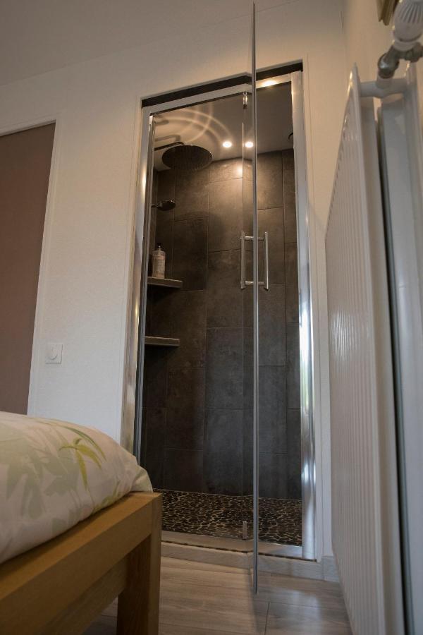 Agreable Logement Independant Avec Veranda Vienne  Eksteriør billede